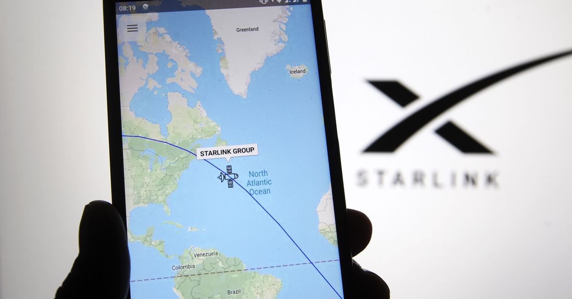 SpaceX's Starlink is in talks with 'several' airlines for in-flight Wi-Fi