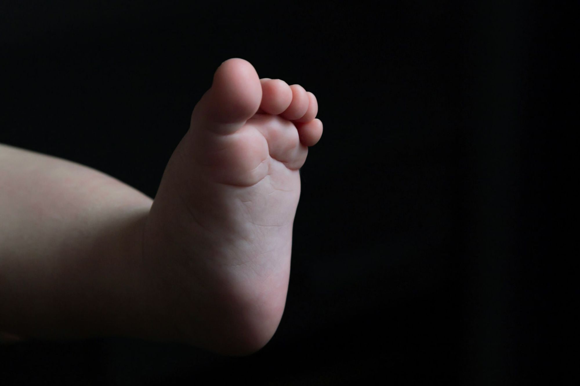 Are synthetic wombs the future of childbirth? New Chinese experiment sparks debate | KrASIA