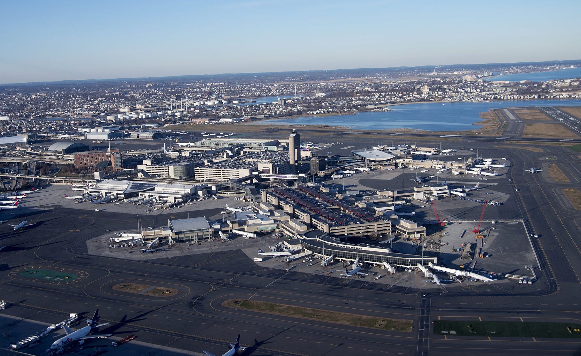 Boston Logan International Airport (BOS) (Portuguese)