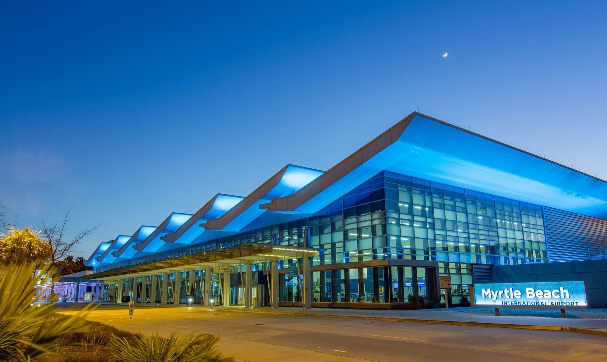 Myrtle Beach International Airport (MYR) (Russian) (Миртл-Бич)